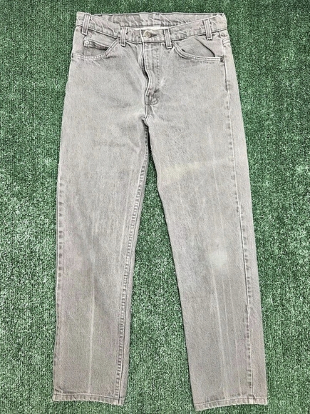 Vintage Levi's 505 Regular Fit Straight Leg Jeans Mens Size 32x32 Grey Denim USA